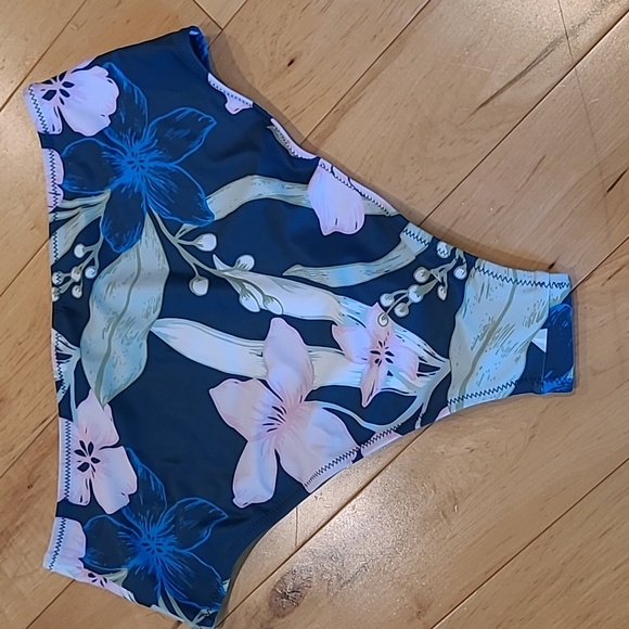 Floral High-Waisted Bikini Bottom - Picture 5 of 6